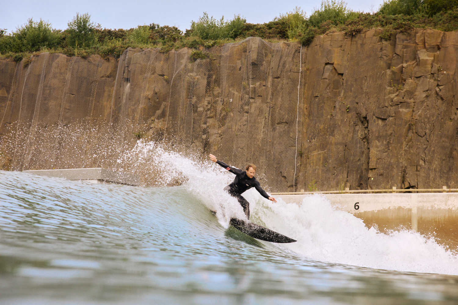 Surf Sessions in Edinburgh | Find Your Wave at Lost Shore Surf Resort